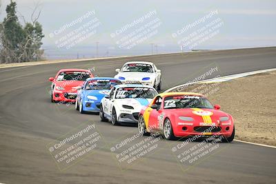 media/Jan-26-2025-CalClub SCCA (Sun) [[cfcea7df88]]/Group 4/Race/